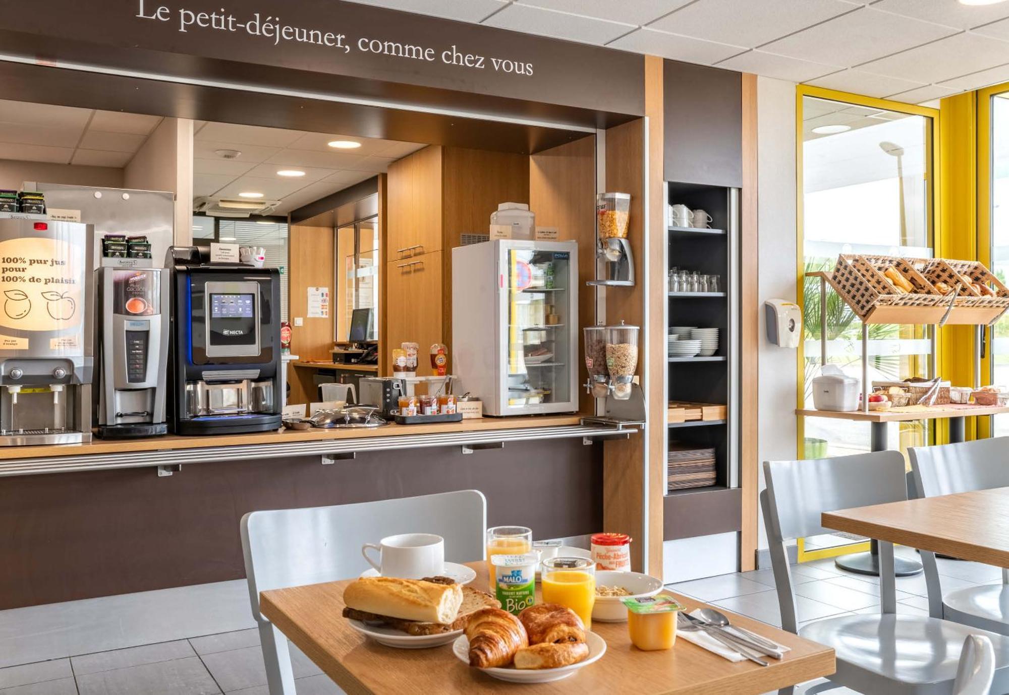 Hotel B&B Hôtel Yvetot 2*